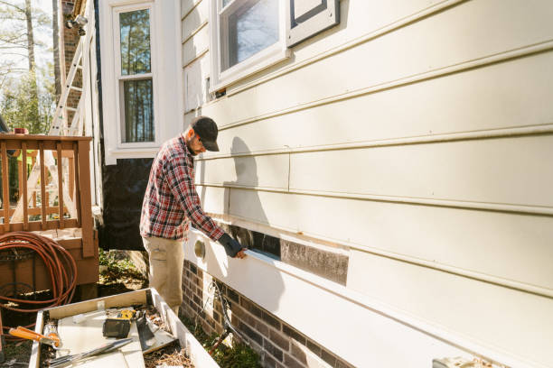 Trusted Emergency Siding Repair service in Bellwood, IL - Creative Siding